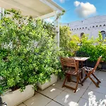 Penthouse In The Heart Of With Terrace Appartamento Bari