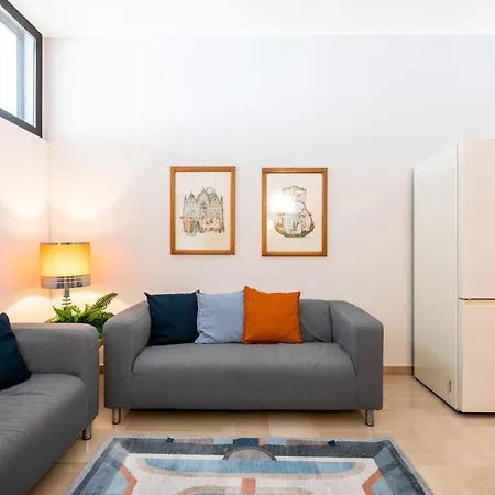 아파트 Penthouse In The Heart Of With Terrace