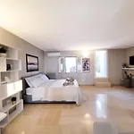 아파트 Penthouse In The Heart Of With Terrace *