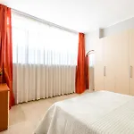 아파트 Penthouse In The Heart Of With Terrace