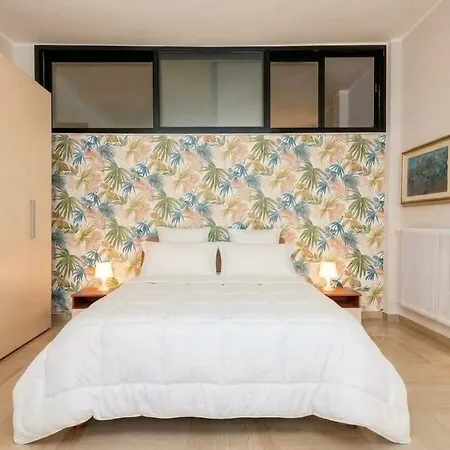 Apartment Penthouse In The Heart Of With Terrace Bari