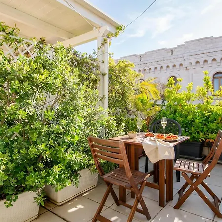 Apartment Penthouse In The Heart Of With Terrace